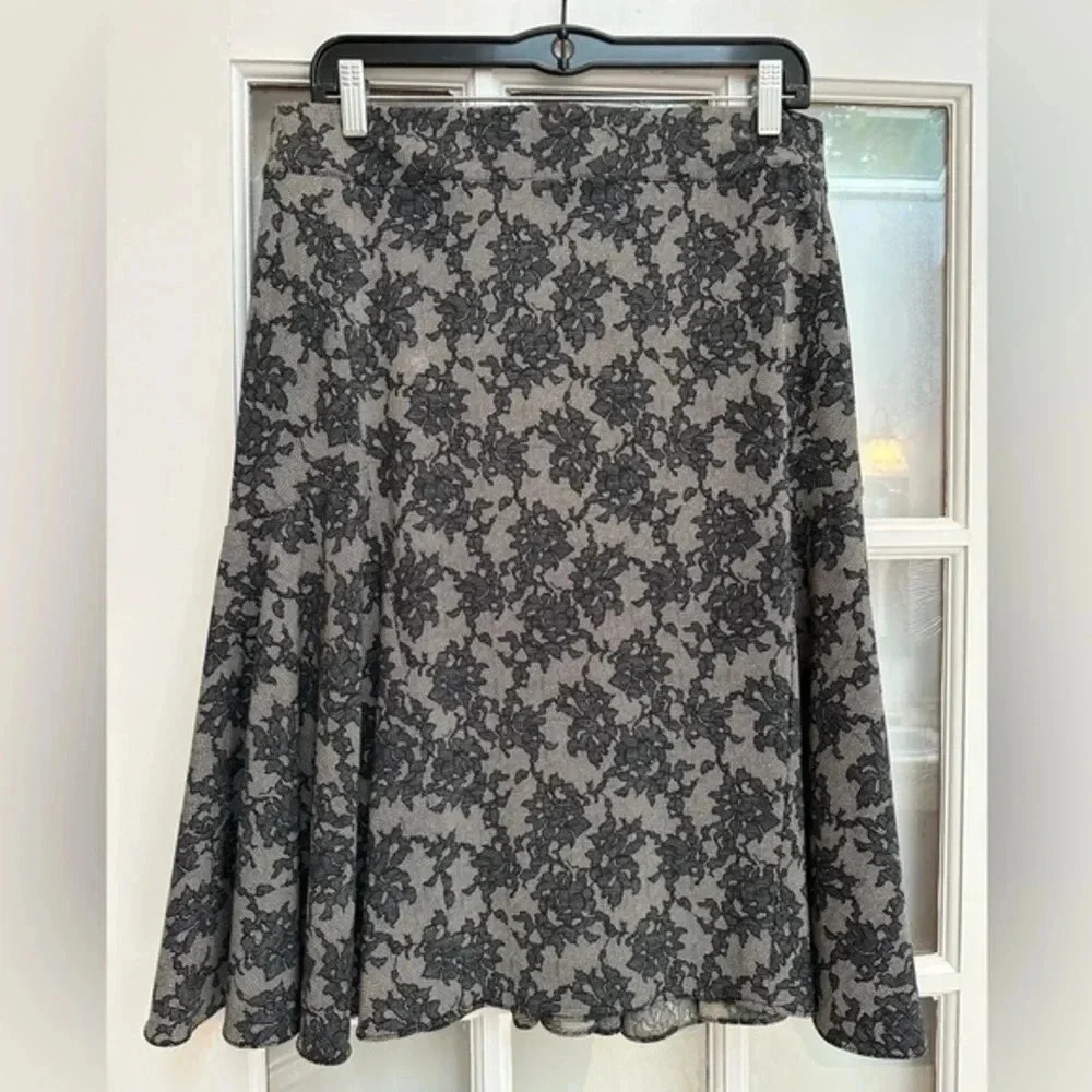 Michael Michael Kors Women’s A-Line Skirt Size 10 Black Floral Lace Back Zip NWT